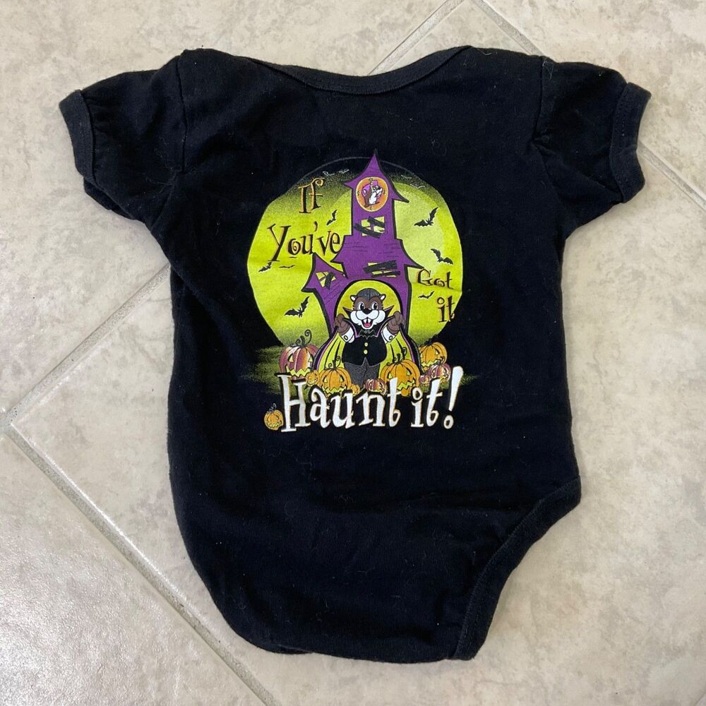 Buc-ees 2024 Halloween Infant Baby 6m Bodysuit Haunt It snap closure